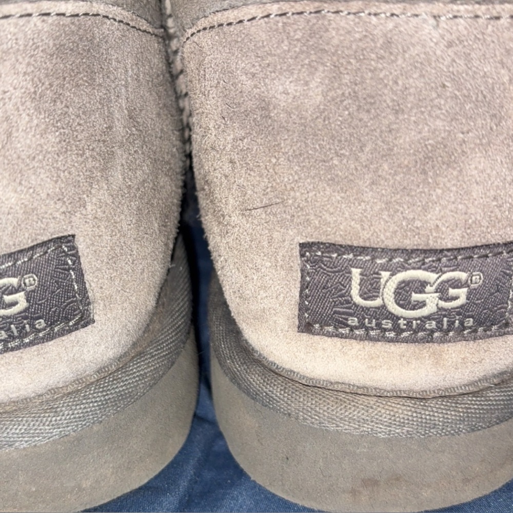 Ugg Mini Bailey Button - image 4